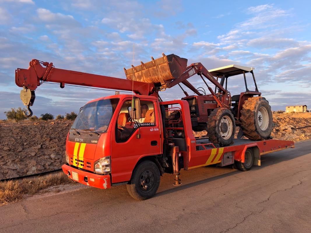 سطحة ونش سكاكا الأسرع في منطقة الجوف